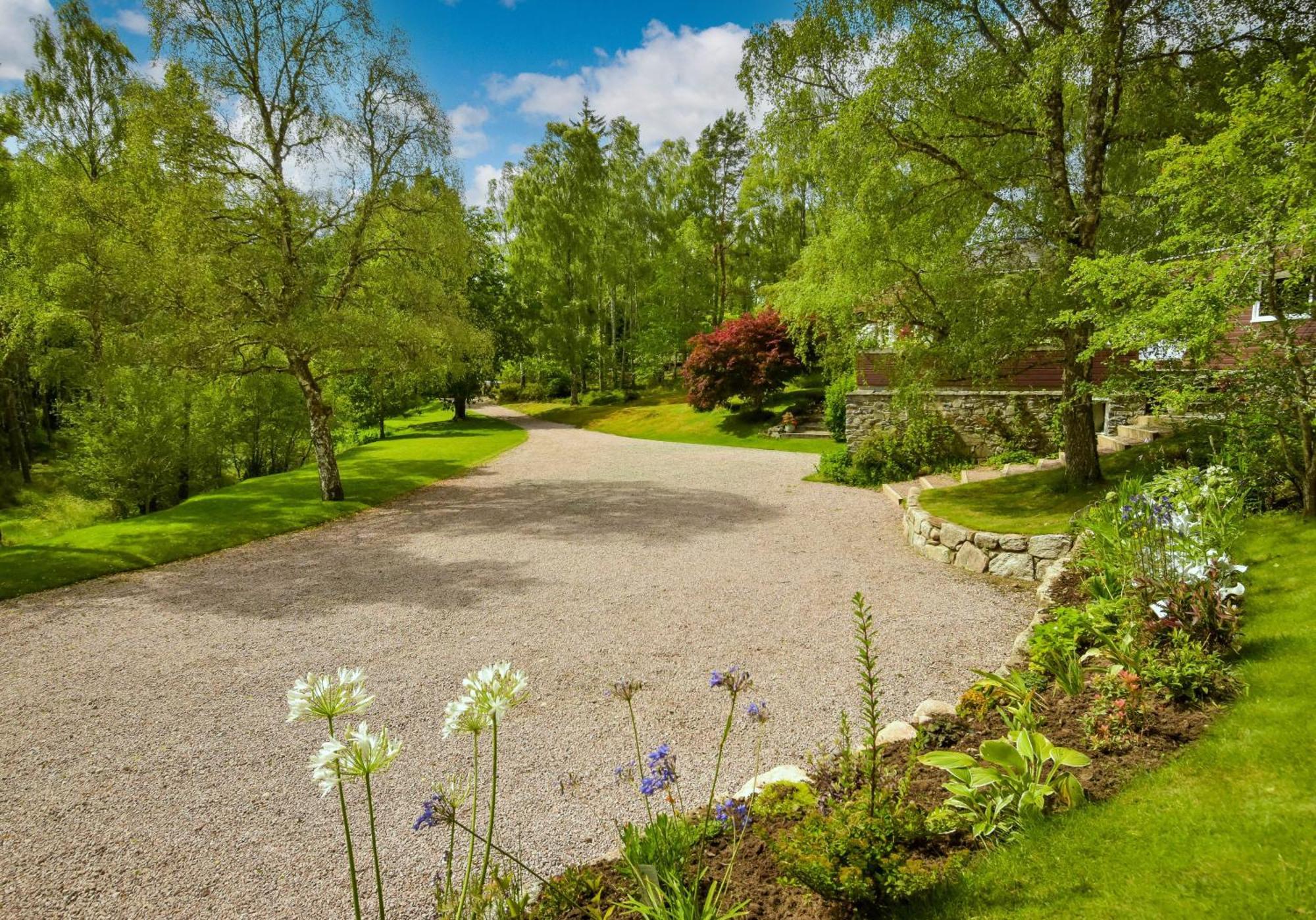 Cairngorm Lodge Rothiemurchus อาวีมอร์ ภายนอก รูปภาพ